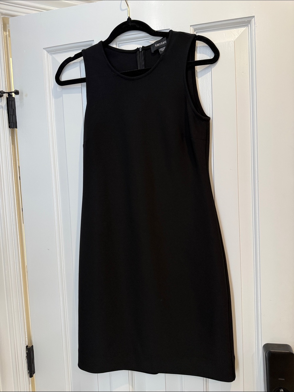 Karen Kane size small worn once Black Sleeveless Sheath Dress